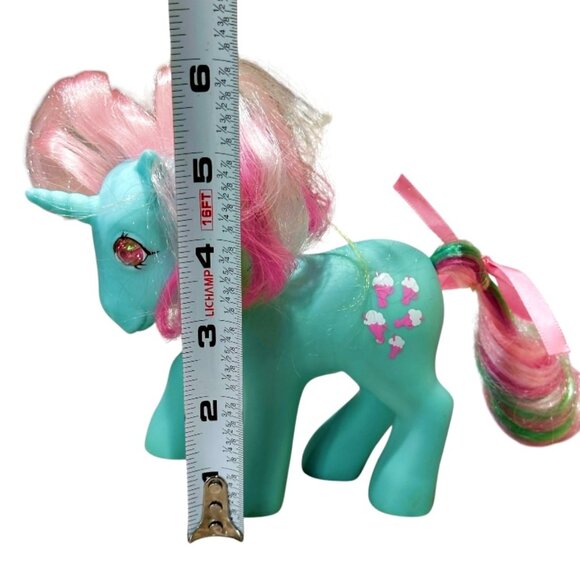 My Little Pony FIZZY Unicorn Twinkle Eye Classic Rhinestone Eyes G1 REISSUE 2021 - Picture 9 of 9